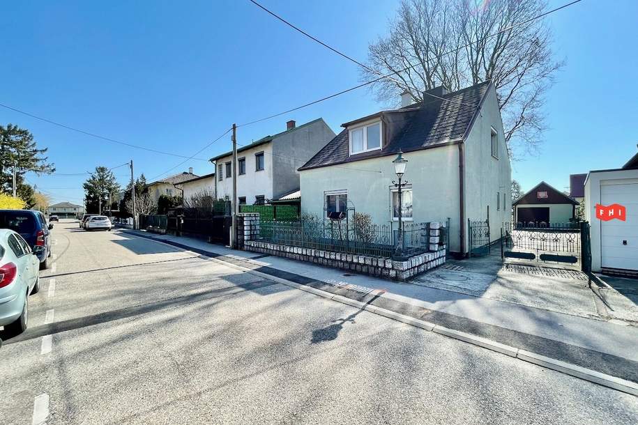 Renovierungsbedürftiges 4 Zimmer Einfamilienhaus Bj 1958 mit Garage - kein Keller - Nähe U2 Station Aspern Nord, Haus-kauf, 430.000,€, 1220 Wien 22., Donaustadt
