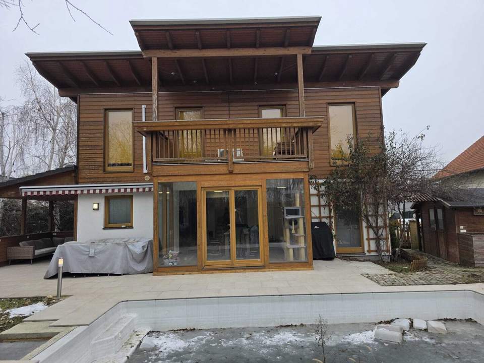 Idyllisches Einfamilienhaus in Gänserndorf: 5 Zimmer, Pool, Balkon &amp; mehr!