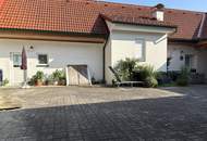 Ehemaliger Vierkanthof mit 8 Wohneinheiten