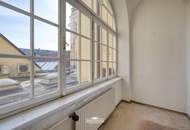 Großzügiges Büro im Zentrum von Vöcklabruck - renovieren und gestalten Sie das neues Büro nach Ihren Wünschen.