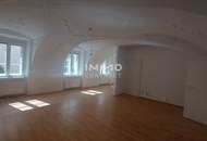 3-ZIMMER MIETWOHNUNG MIT HISTORISCHEM FLAIR