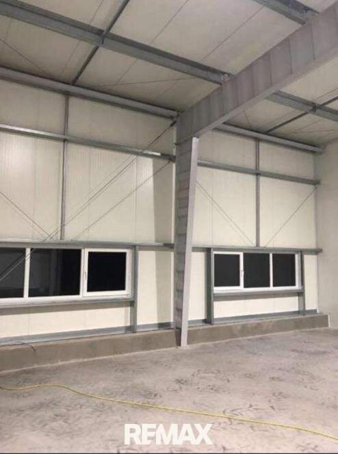 Gewerbehalle nähe Autobahn St. Pölten Süd
