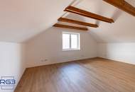 Großes Einfamilienhaus mit großem Garten # Provisionsfrei