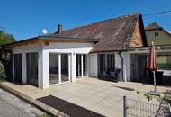 Kernsaniertes, modernes Haus mit kompakter Wohnfläche und großzügiger Terrasse