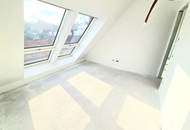 Preisreduktion! Exklusives Familienparadies über den Dächern – Stilvolle 4-Zimmer-Dachgeschosswohnung mit zwei Terrassen + moderner Luftwärmepumpe + Klimaanlage