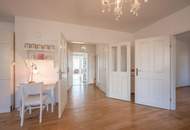 Elegante Villa im Landhausstil mit Riesengarage