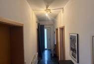 Einfamilienhaus neuwertig große Garage mit Lagerraum, Garten