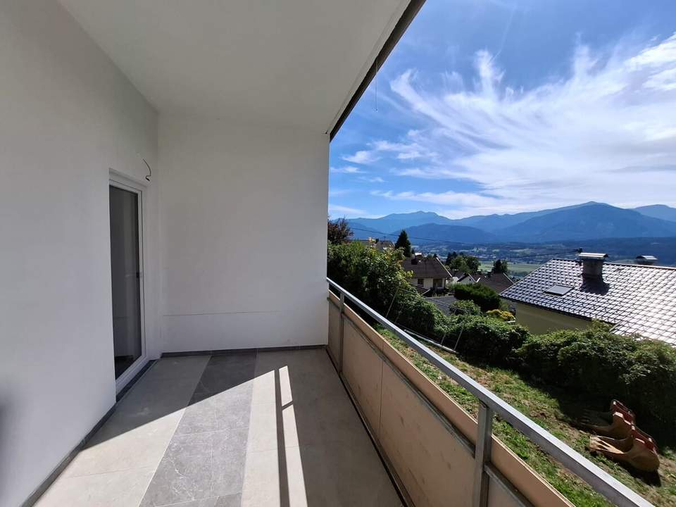 Neu renovierte 2-Zimmer Wohnung mit Küche und Loggia