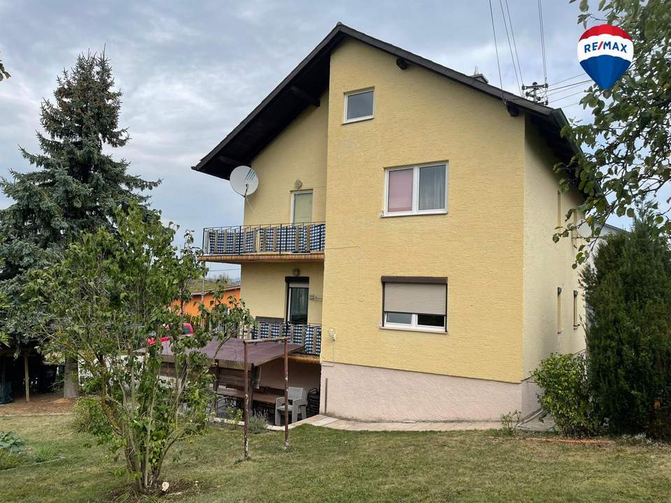 Großzügiges Familienhaus in ruhiger Lage