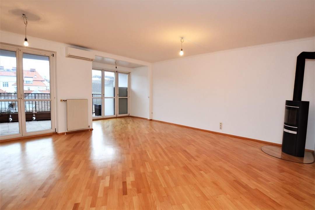 Geräumige 3-Zimmer-Wohnung mit Balkon und Garagenplatz