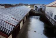 Geräumiges Einfamilienhaus am Stadtrand mit Nebengebäude !