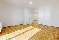 ERSTBEZUG nach Sanierung I 3 Zimmer Wohnung mit Balkon in wundervoller Grünlage I Tischler Einbauküche inkl. Siemensgeräte im Preis inbegriffen