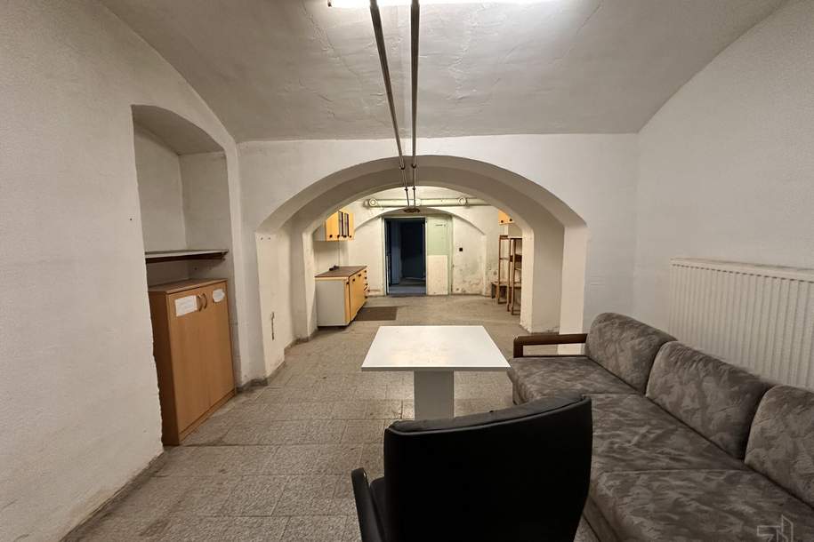 100 m² Lagerfläche in Graz-Puntigam – zentral, provisionsfrei, Gewerbeobjekt-miete, 409,00,€, 8042 Graz(Stadt)