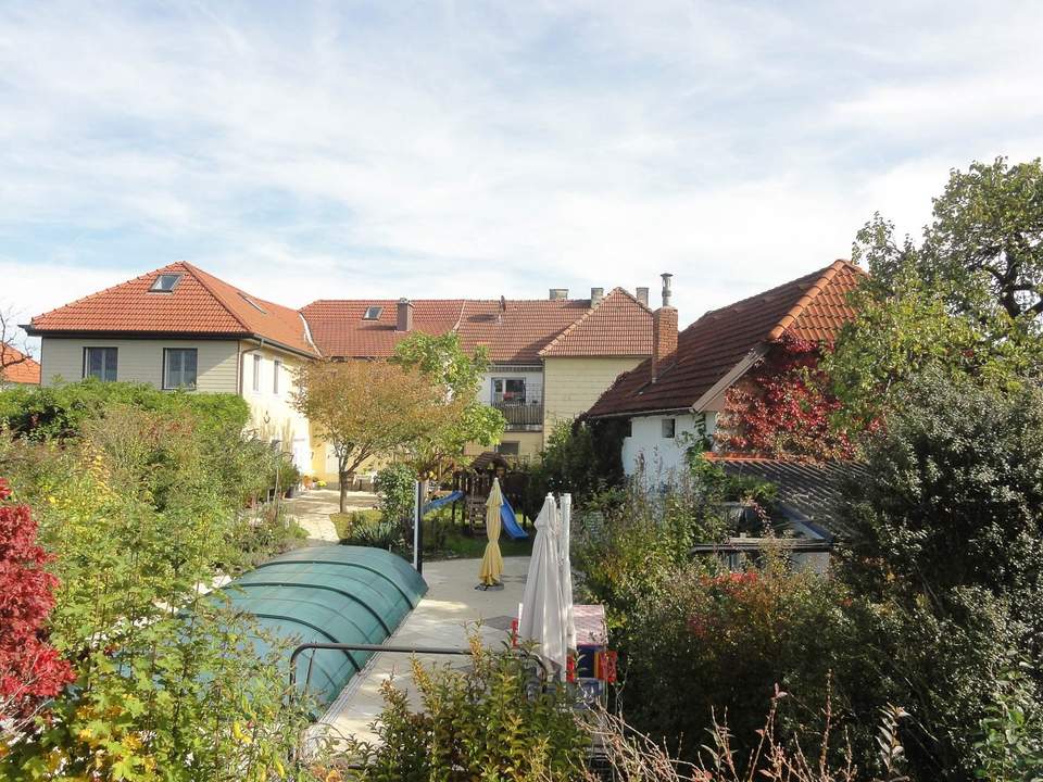 Großzügiger Familiensitz in Aussichtslage