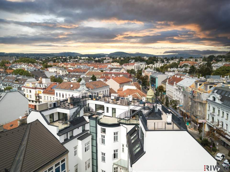 Großzügige 4-Zimmer Dachgeschoßwohnung mit herausragendem Grünblick, zwei Terrassen und Aussichtsturm - Ferrogasse - Top23