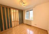 TRAUMHAFT SONNIGE 2-ZIMMER-DACHGESCHOSS-WOHNUNG IM GRÜNEN