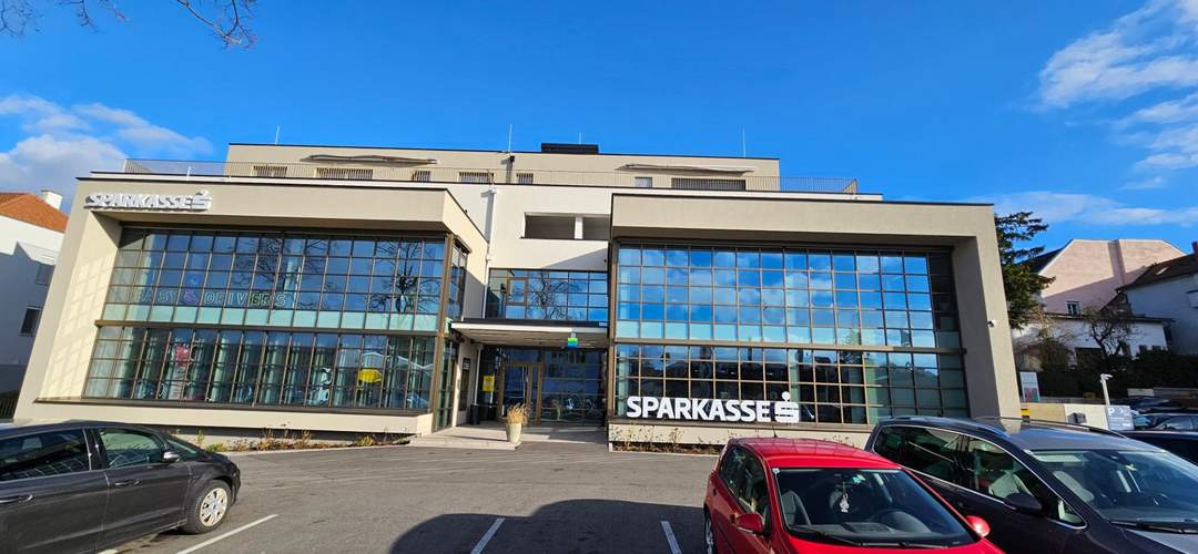 Neubau „Kubus“ - Modernes Büro in attraktiver Lage