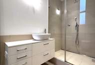 Altbaujuwel! Wunderschöne 4-Zimmer Wohnung mit Loggia, Balkon + 2 Bädern!