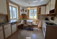 Naturnah wohnen: Klassisches Einfamilienhaus mit Garten und Doppelgarage in 3664 Martinsberg