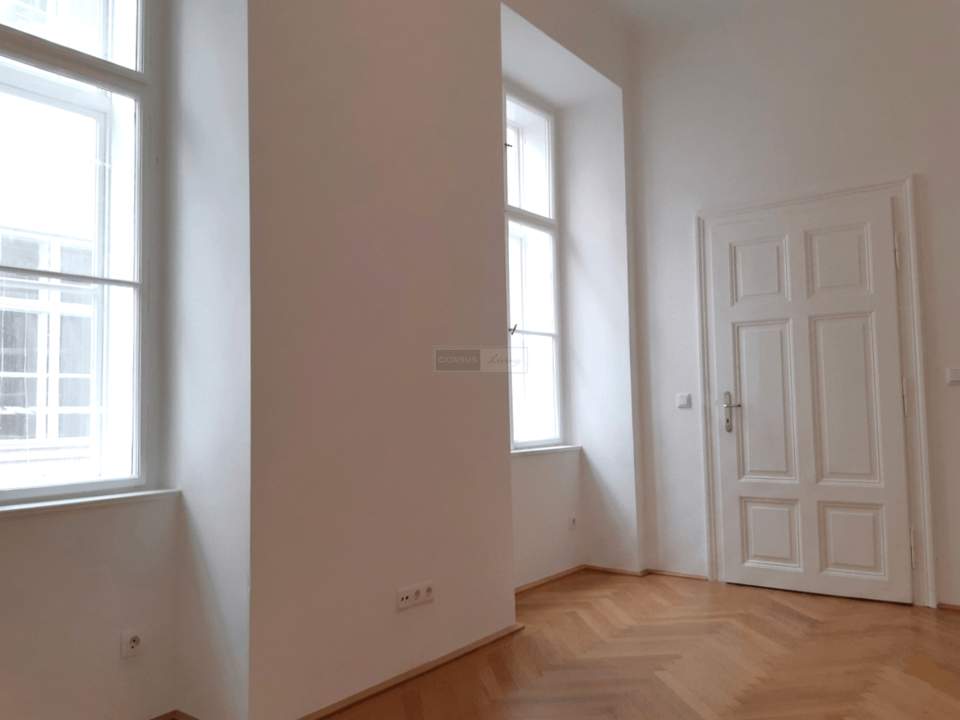 Absolute Graben-Nähe: Ruhige Altbauwohnung in zentraler Lage - VIDEO verfügbar!