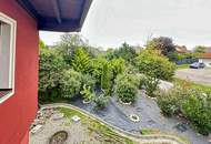 Büro/Praxis (auch als Wohnung nutzbar) - mit Garten und Terrasse