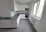 UNBEFRISTET - SCHÖNE LAGE - KOMPLETT MODERNISIERT - MIETE INKL. HEIZUNG UND WARMWASSER