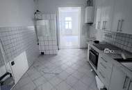 Sonnige 2-Zimmerwohnung in saniertem Altbau - super Innenstadt-Lage!