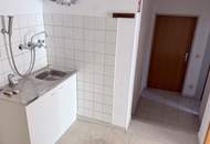 Geschäftslokal in Zentrumsnähe - 95m², großer Verkaufsraum, Abstellraum, kl. Teeküche, Toilette! Garage/Parkplatz möglich!