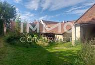 WOHN-UND GESCHÄFTSHAUS AUS DEM 16. JAHRHUNDERT IM HERZEN VON LANGENLOIS 100 m Kellerröhre, Nebengebäude, Innenhof, Geschäftslokale, usw.