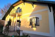 Französisches Jagd-Chalet – nur 30 Minuten von Wien: 2.480 m² Grundstück in unverbaubarer Ruhelage