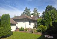 Top gepflegter Bungalow mit idyllischem Garten