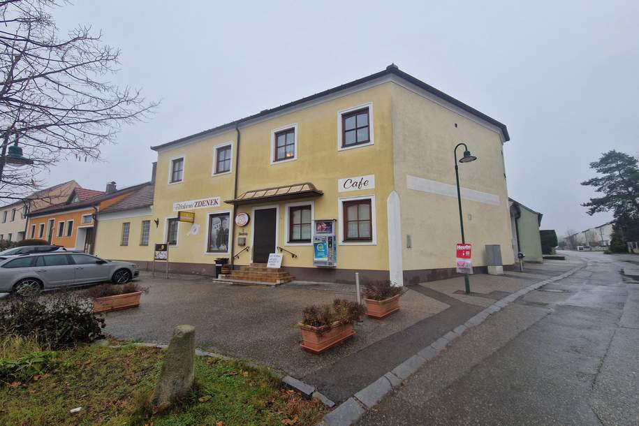WOHN- UND GESCHÄFTSHAUS ALS GROSSZÜGIGES LANDHAUS MIT GESCHLOSSENEM INNENHOF, WERKSTATT, BÄCKEREI, KAFFEEHAUS UND NEBENGEBÄUDEN, Haus-kauf, 650.000,€, 3484 Tulln