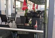 Charmantes Cafe/Bar + Bäckerei + mit großen Schanigarten + 51 m² Wohnung + komplett Küche für Catering + Kühlhaus