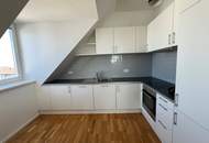 MODERNE Dachgeschosswohnung - Top Zustand, Terrasse mit Ausblick