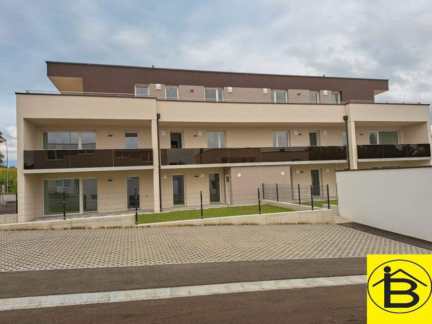 15581 NEUBAU - 3 ZIMMERWOHNUNG MIT GROßER LOGGIA
