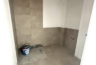 Neu renovierte 3-Zimmer-Dachgeschosswohnung mit Stadtblick in 1100 Wien – 270.000 €