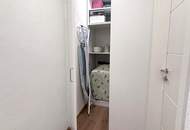 Schlitters: Kernsanierte Dachgeschosswohnung mit Balkon und Garten, 3 Schlafzimmer plus ein großer Raum für Gäste oder Homeoffice