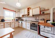 Modernisiertes Traumhaus mit schönem Garten in ruhiger Lage