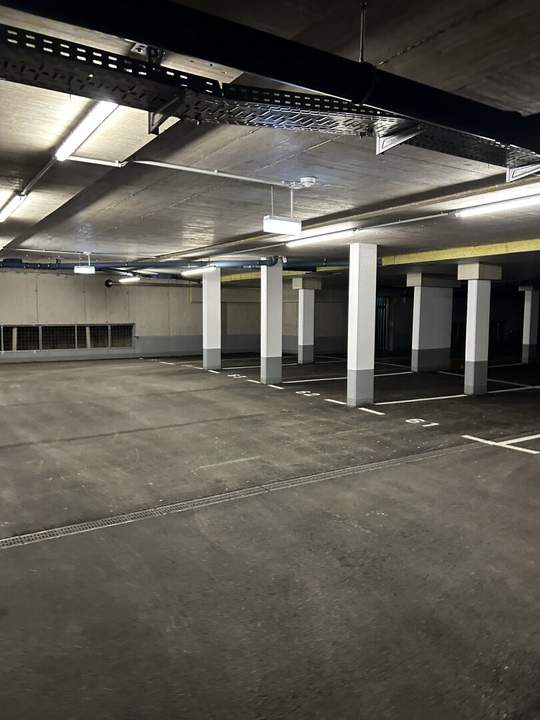 Tiefgaragenplatz Nahe U1 Kagran, Donau Zentrum &amp; Alter Donau