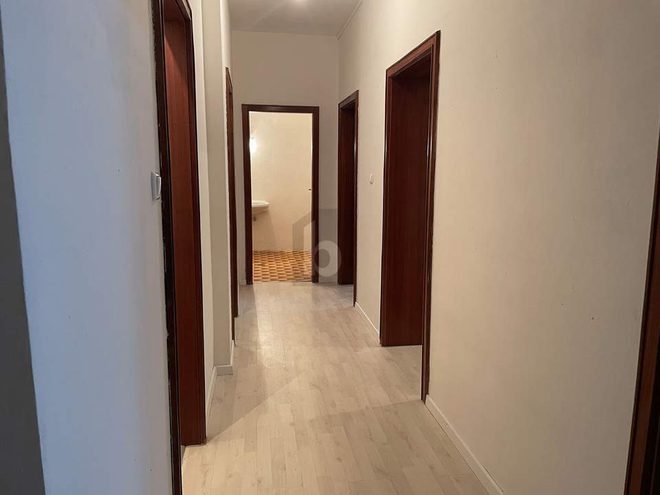 ZENTRAL GELEGEN MIT LOGGIA SOFORT BEZIEHBAR