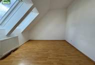 Freundliche DG-Wohnung in Sechshaus - 5 Gehminuten zu U4 und U6! Schlafzimmer in Hofruhelage!