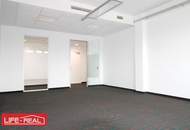 Büro im modernen Businesskomplex