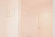 Helle 2-Zimmer Wohnung beim Belvedere