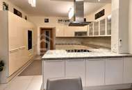 LUXUSVILLA MIT POOL | BRUCKHAUFEN | UNO CITY | VIENNA INTERNATIONAL SCHOOL | ABSOLUTE PRIVATSPHÄRE