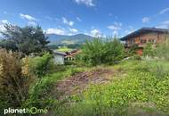 Sonniges Baugrundstück in Hanglage