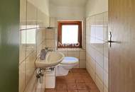 Wohnhaus und vier Bauparzellen