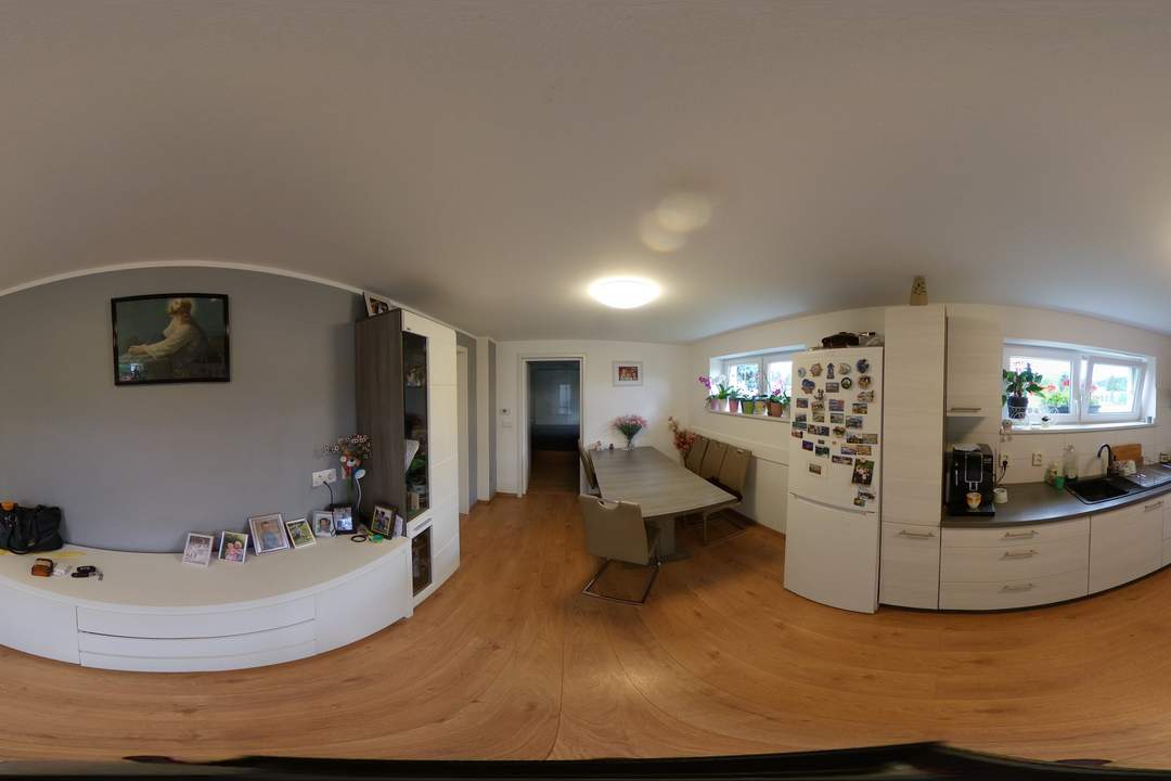 "Ein Haus für Familie & InvEsTmEnT!"