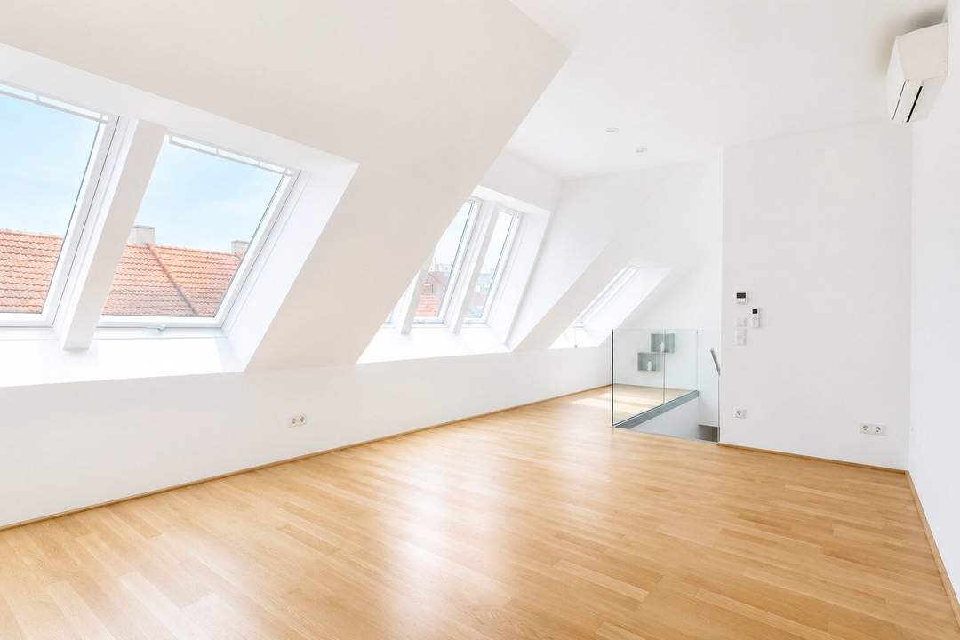 Traumhafte DG-Wohnung mit Terrasse