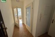 Wohnen in begehrter Lage im schönen Altbau - Stuwerviertel - Nähe Vorgartenmarkt.