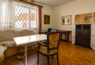 Geräumiges Haus mit Potenzial und großem Garten in Theiß !